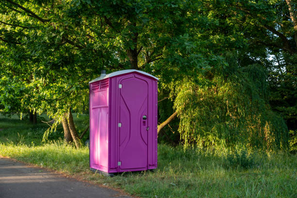 Porta potty delivery and setup in Lakeside, VA